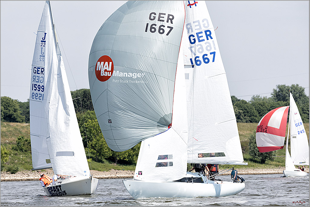100 Jahre Rheinwoche 2022 - 4. Wettfahrt Duisburg - Wesel, 04.06.2022,
